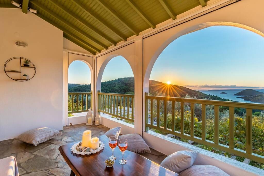 Nina-Myrtia Countryside House Skopelos Ditropo Екстериор снимка