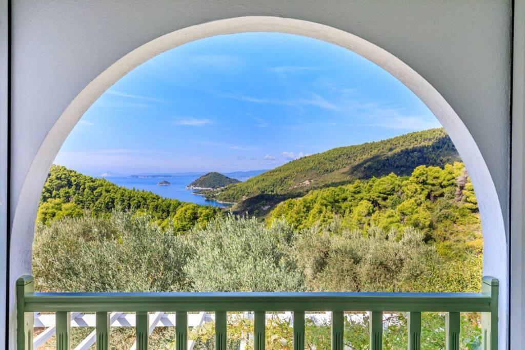 Nina-Myrtia Countryside House Skopelos Ditropo Екстериор снимка