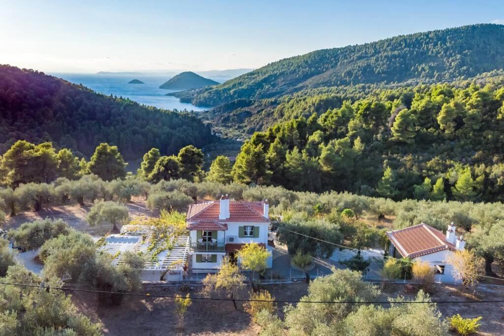 Nina-Myrtia Countryside House Skopelos Ditropo Екстериор снимка