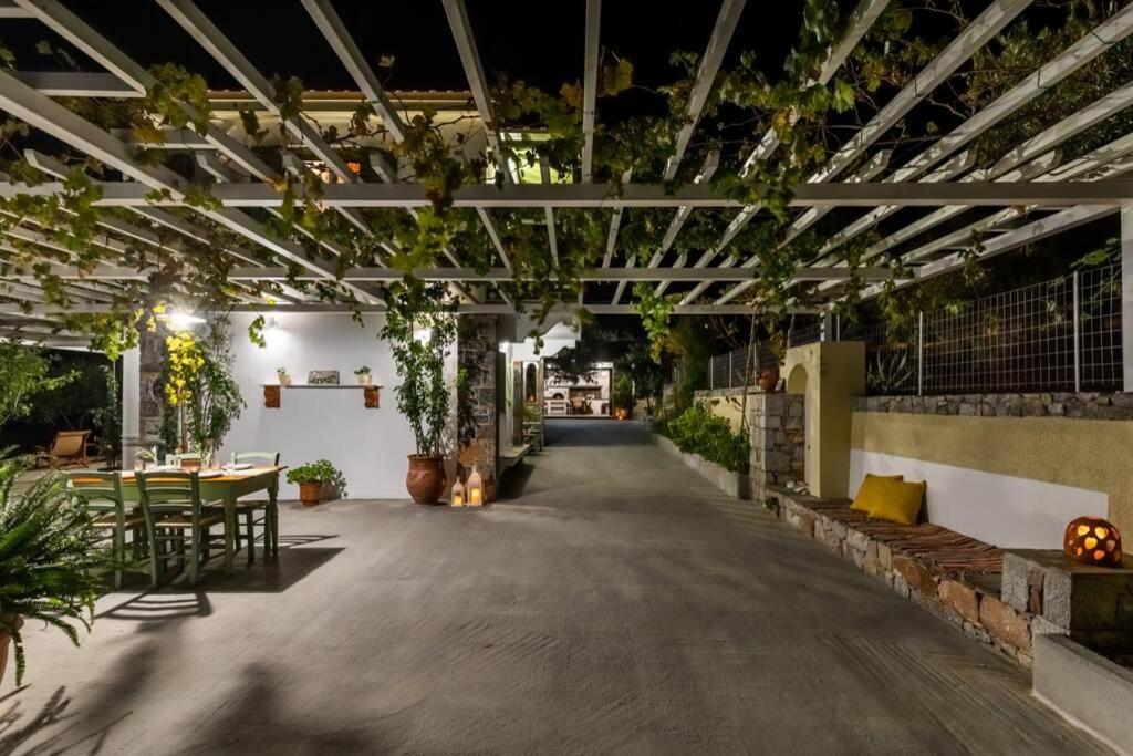 Nina-Myrtia Countryside House Skopelos Ditropo Екстериор снимка