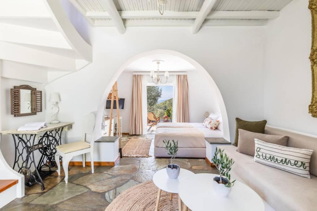 Nina-Myrtia Countryside House Skopelos Ditropo Екстериор снимка